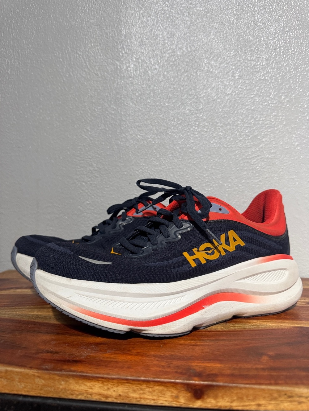 HOKA Men's Bondi 9 WIDE (2E) Road Running / Walking Shoes